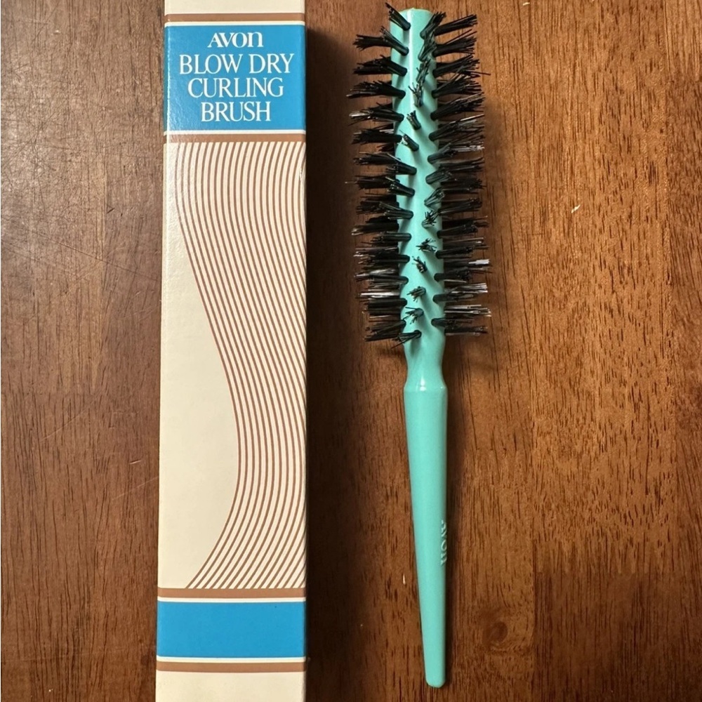 Vintage 1970s Avon Blow Dry Curling hair brush new old stock